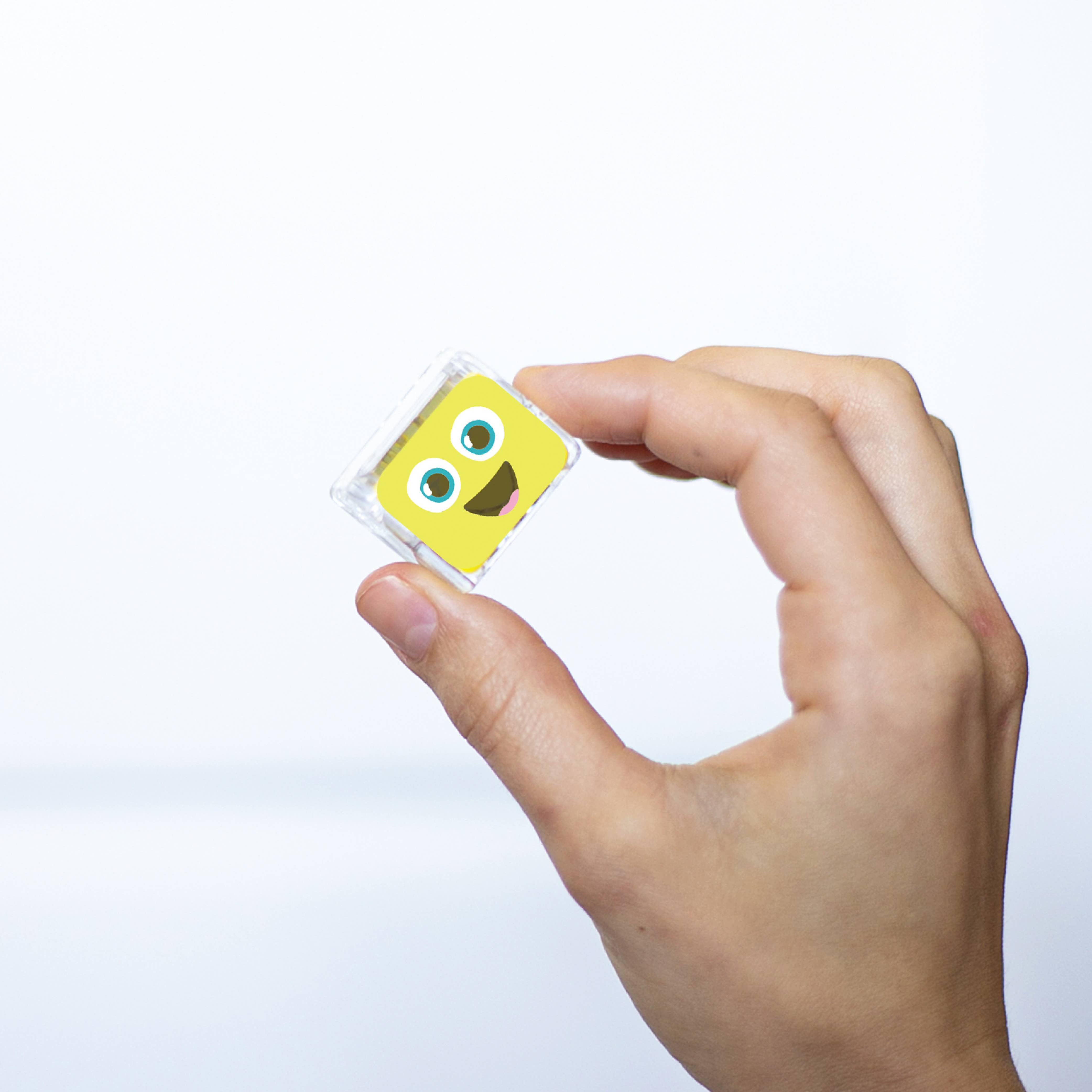 Glo Pals Alex Light-Up Cubes lifestyle image