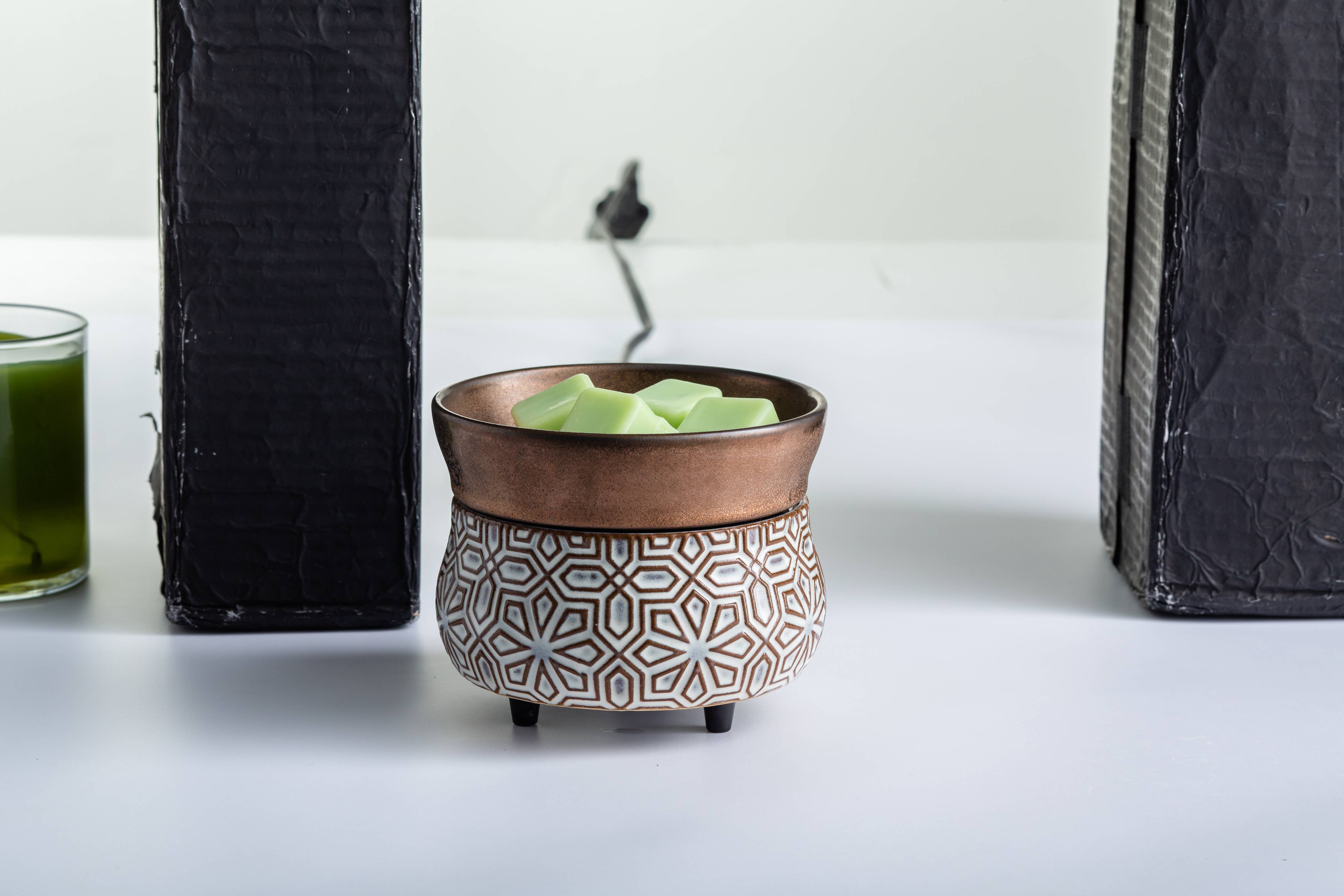 2-in-1 Fragrance Warmer Bronze Geometric