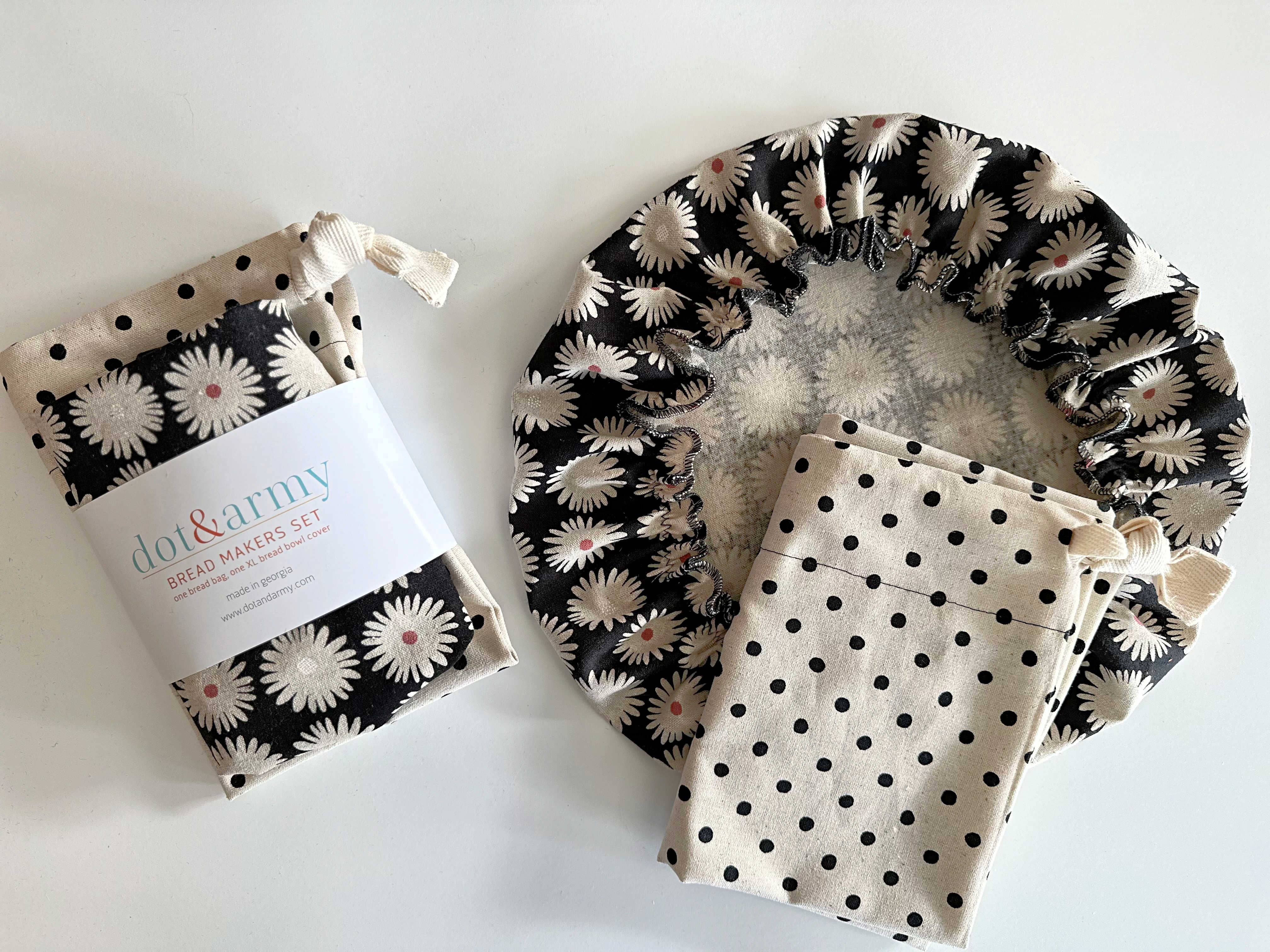 Black Daisy Bread Makers Set bowl cover and bag displayed