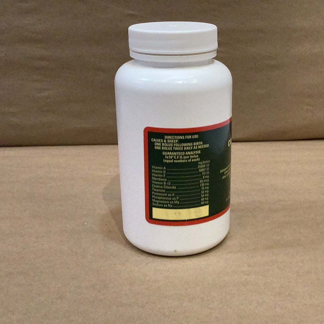 Colostrum Bolus Forte supplement close-up view