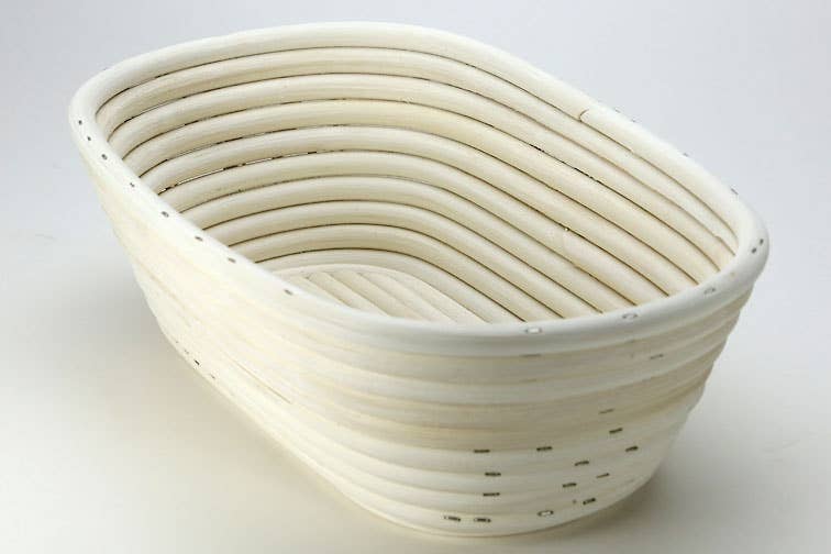 Breadtopia oval proofing basket and liner close-up