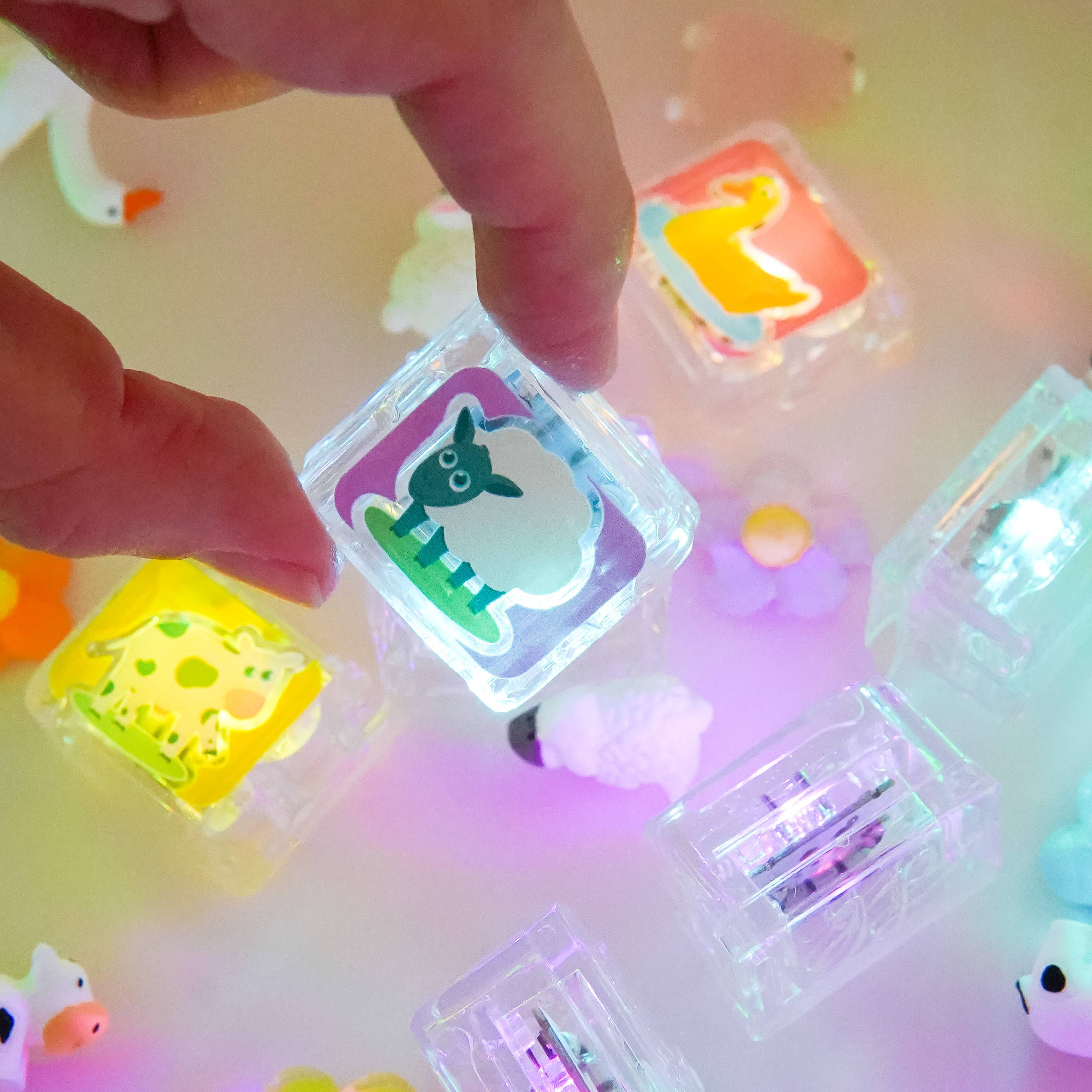 Glo Pals Farm Frenzy 6-Pack glowing in water