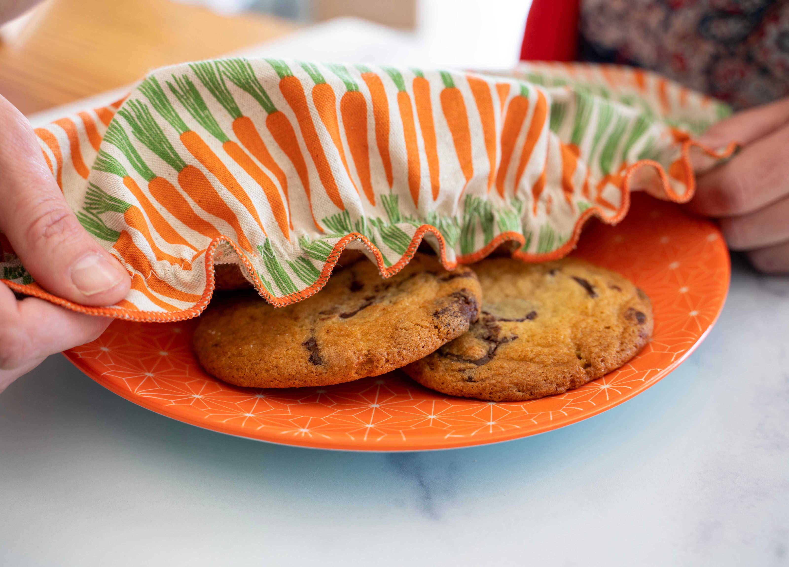 Reusable bowl cover in carrot and pomegranate print
