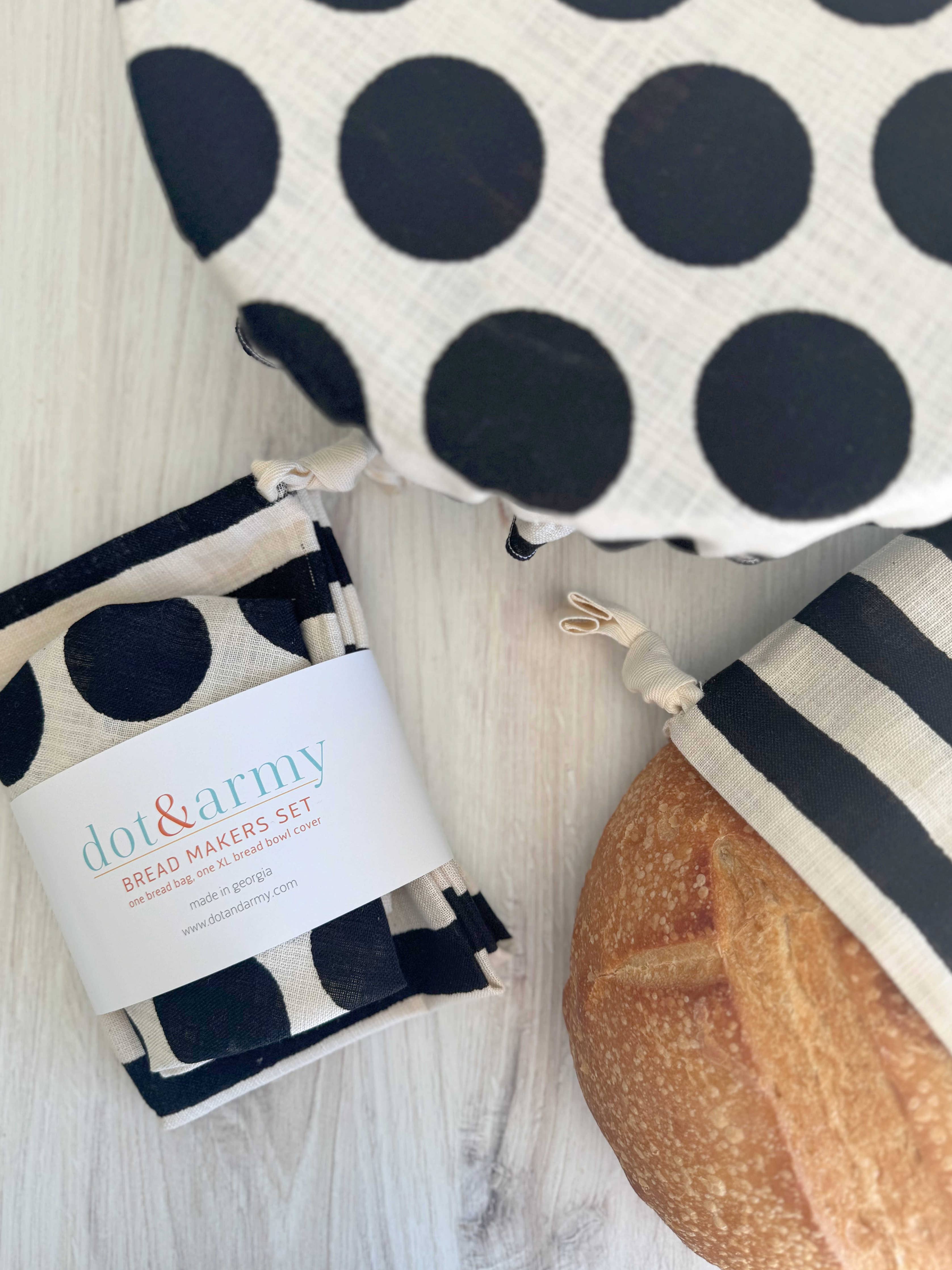 Black Dot and Stripe Bread Makers Set close-up