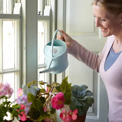 SC Indoor Watering Can in blue