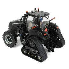 Case Demonstrator AFS Connect Magnum 400 Rowtrac rear view