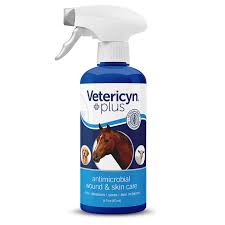 Innovacyn Wound and Skin Care for equine 16oz spray bottle