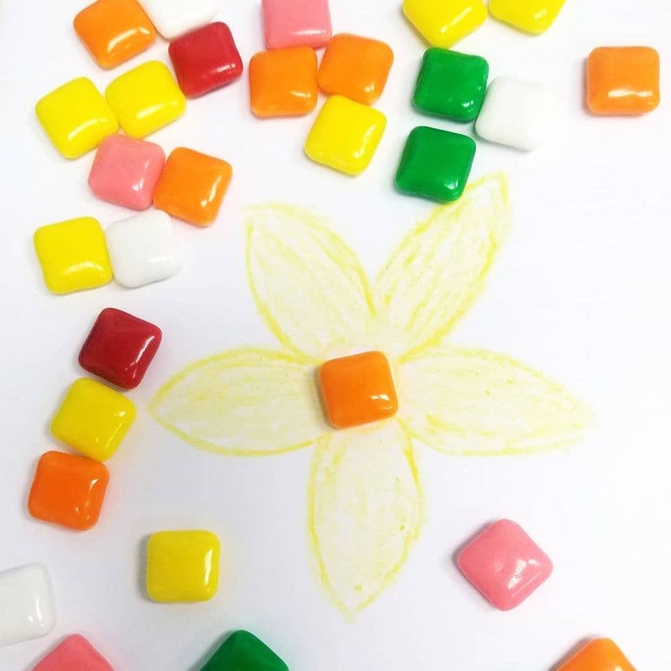 Bubble-N-Color Crayon 1.5oz packaging detail