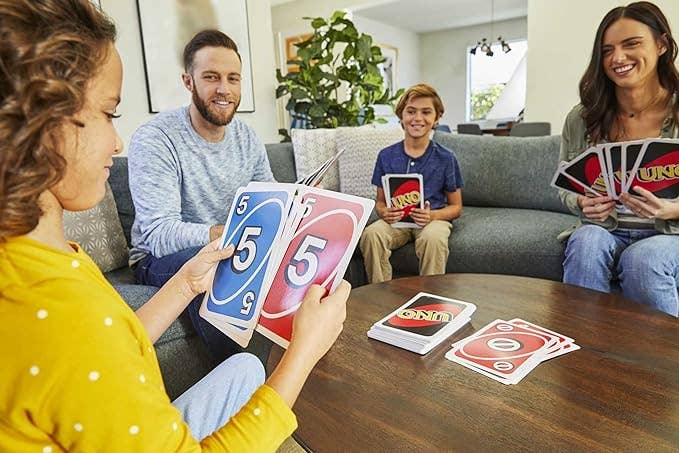 Giant Uno - Super-Sized Version
