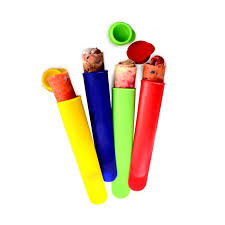 Silicone Ice Pop Maker with finished frozen pops