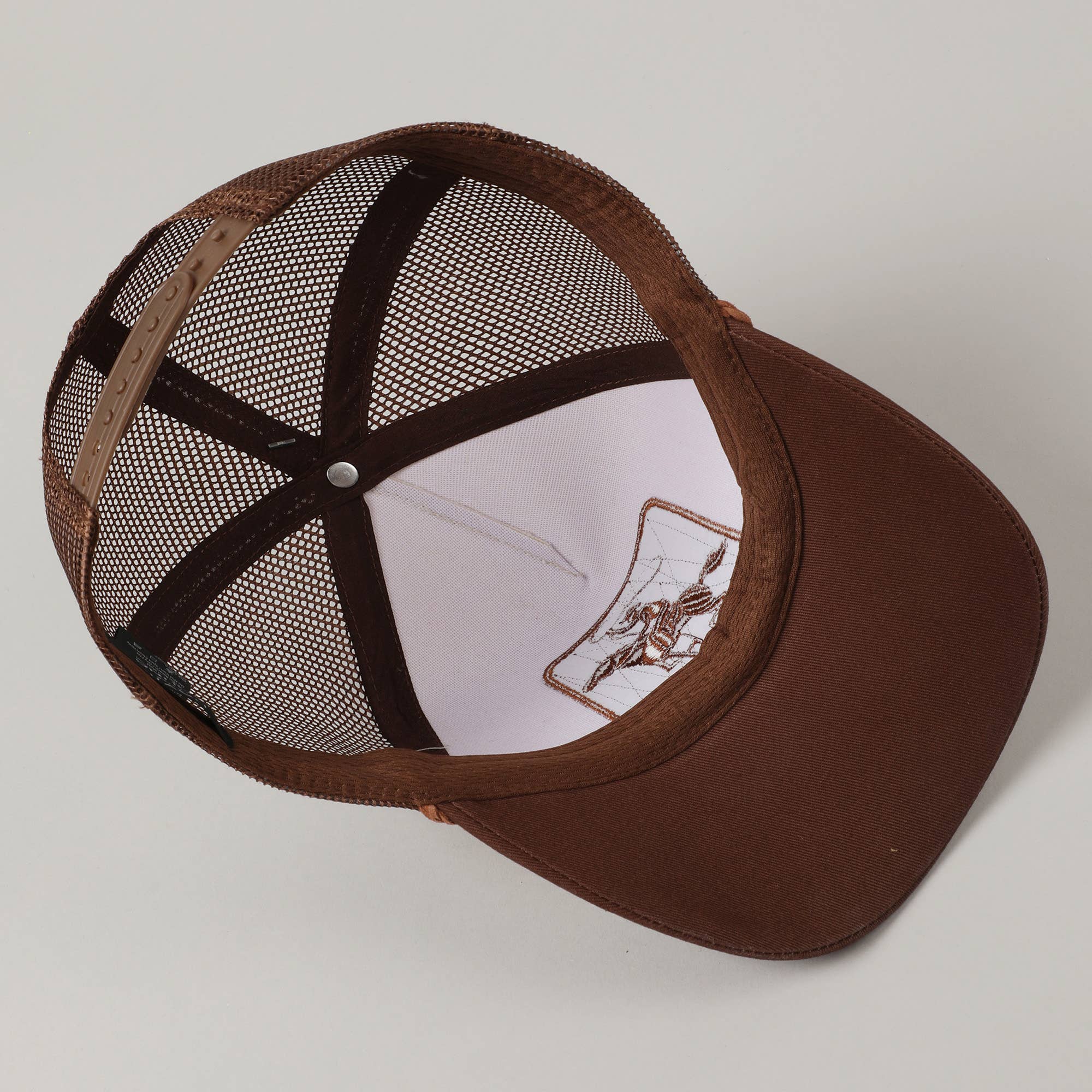 Cowboy image Howdy embroidered mesh back cap alternate angle