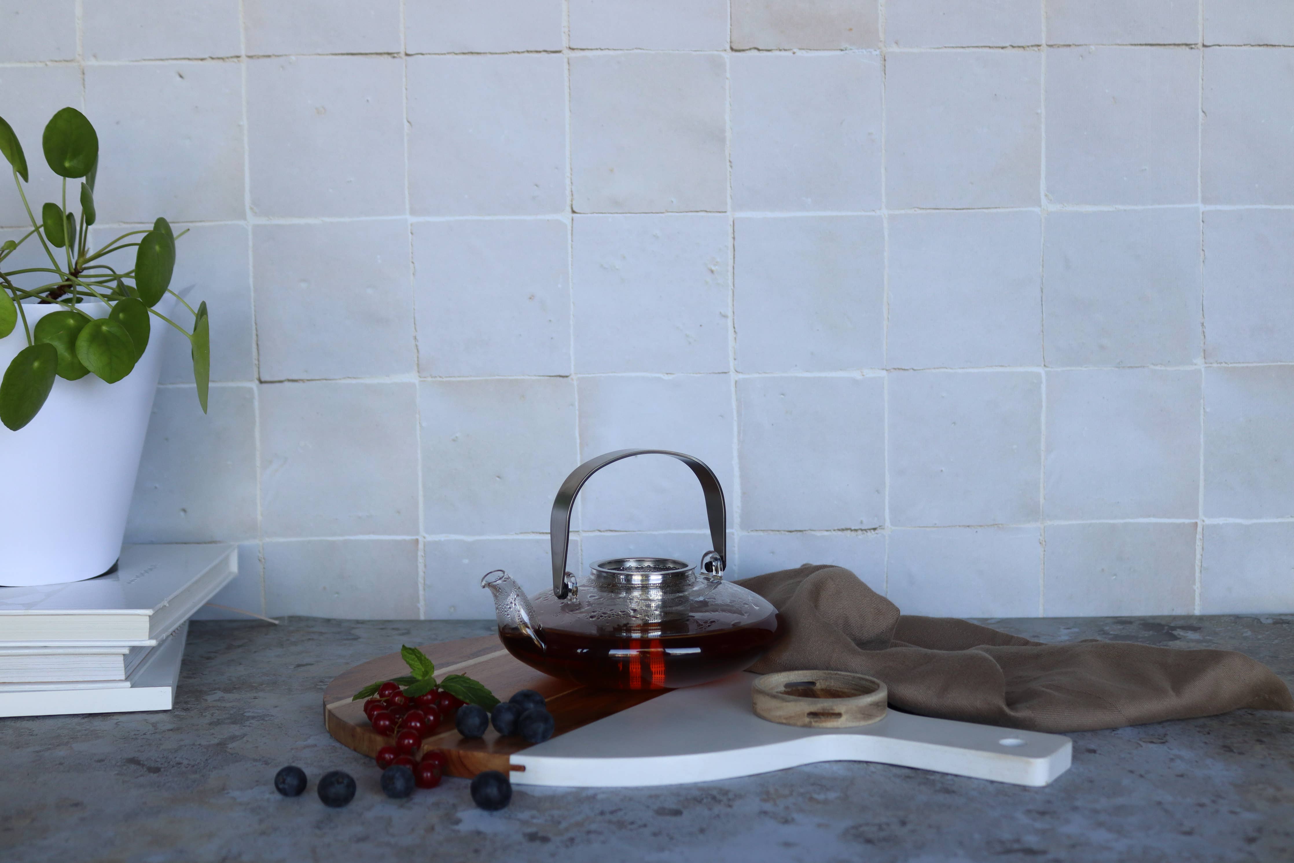 Sofia borosilicate glass teapot showing infuser detail
