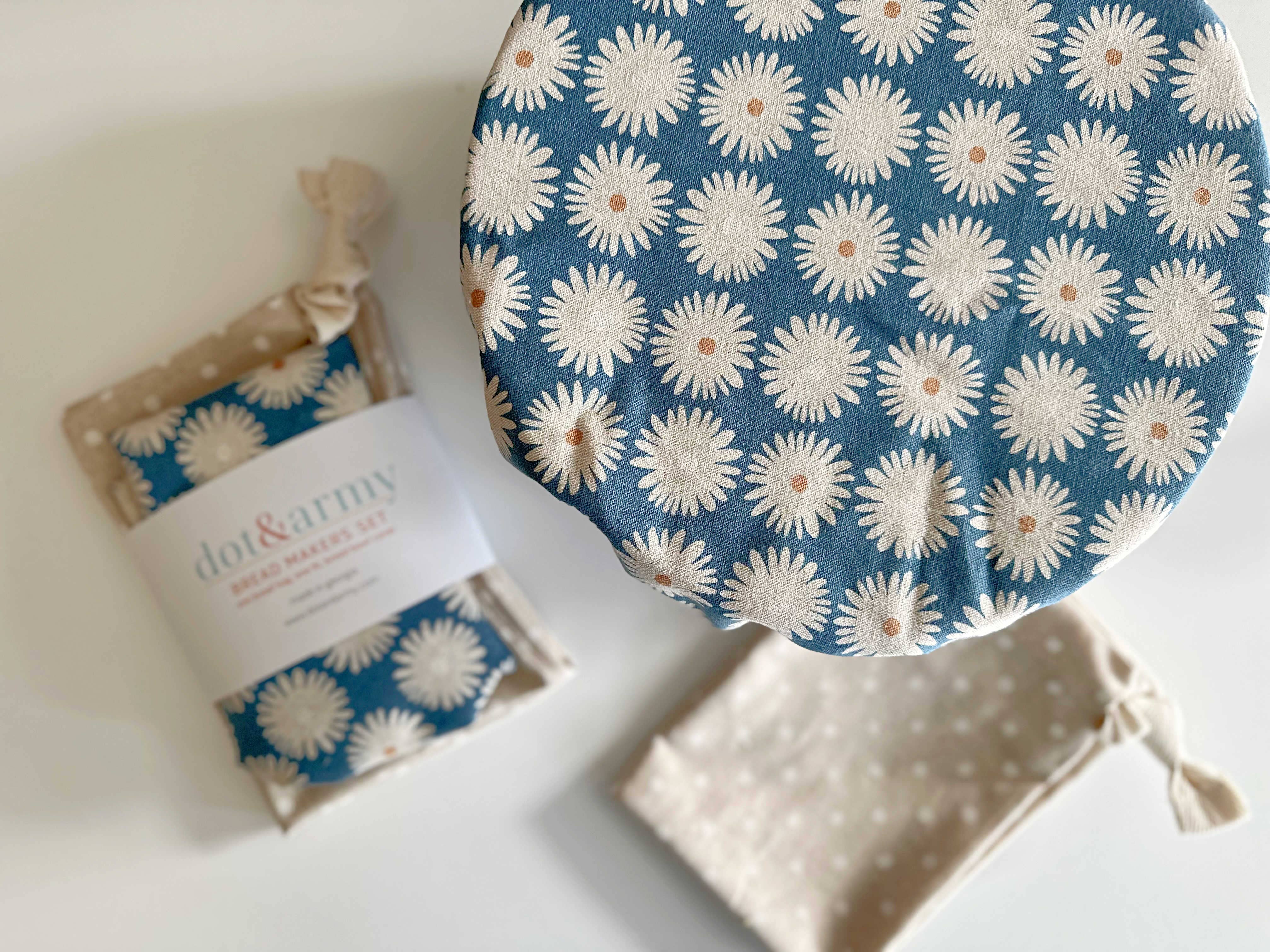 Blue daisy bowl cover from bread makers set
