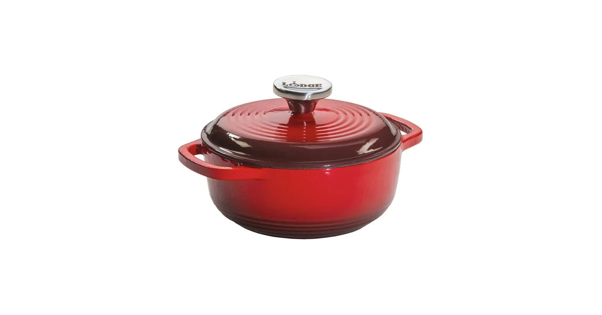 Lodge 1.5 quart enamel cast iron Dutch oven with lid
