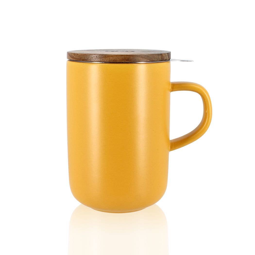 Juliet yellow stoneware tea mug with acacia lid