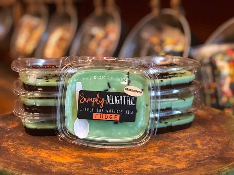 Grasshopper Chocolate and Mint Fudge 7 oz package