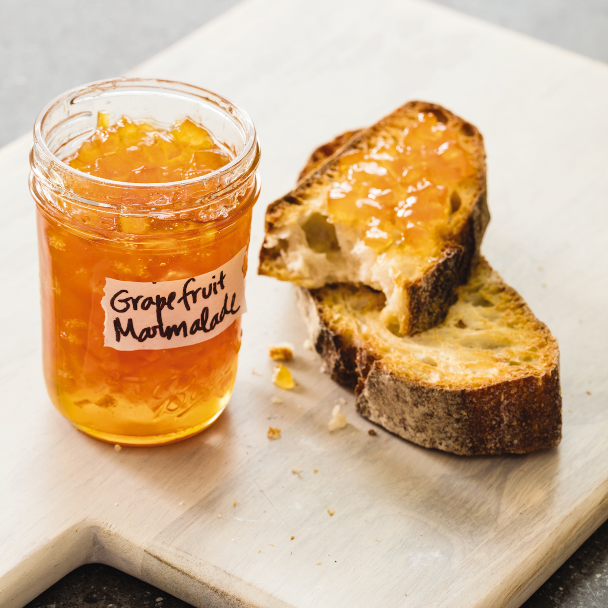 Foolproof Preserving and Canning: A Guide to Small Batch Jams, Jellies, Pickles, and Condiments - by America's Test Kitchen