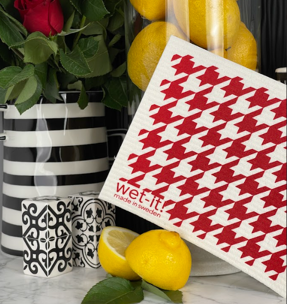 Houndstooth Red Swedish Cloth reusable dishcloth detail view