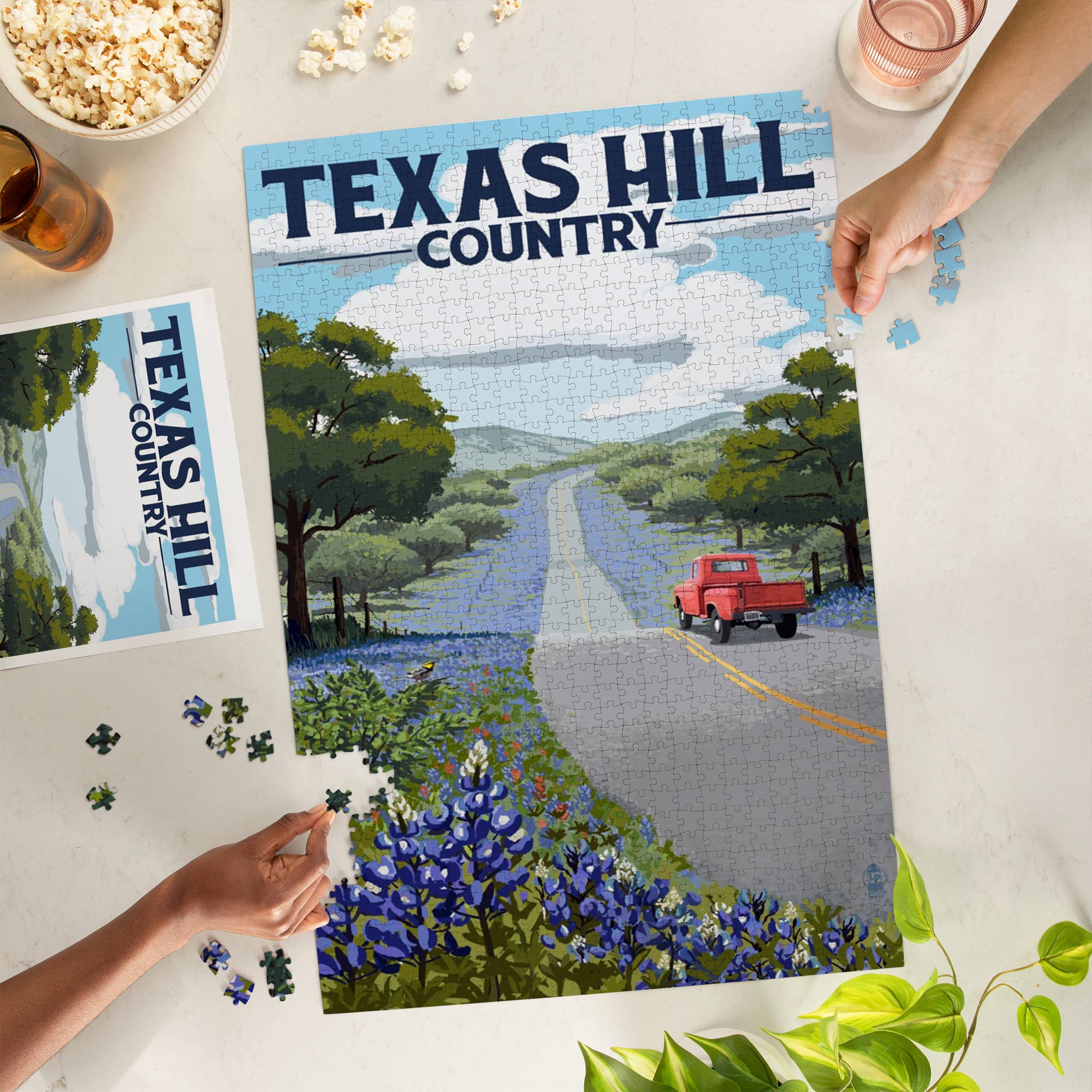 1000 PIECE PUZZLE Texas Hill Country, Texas, Bluebonnets