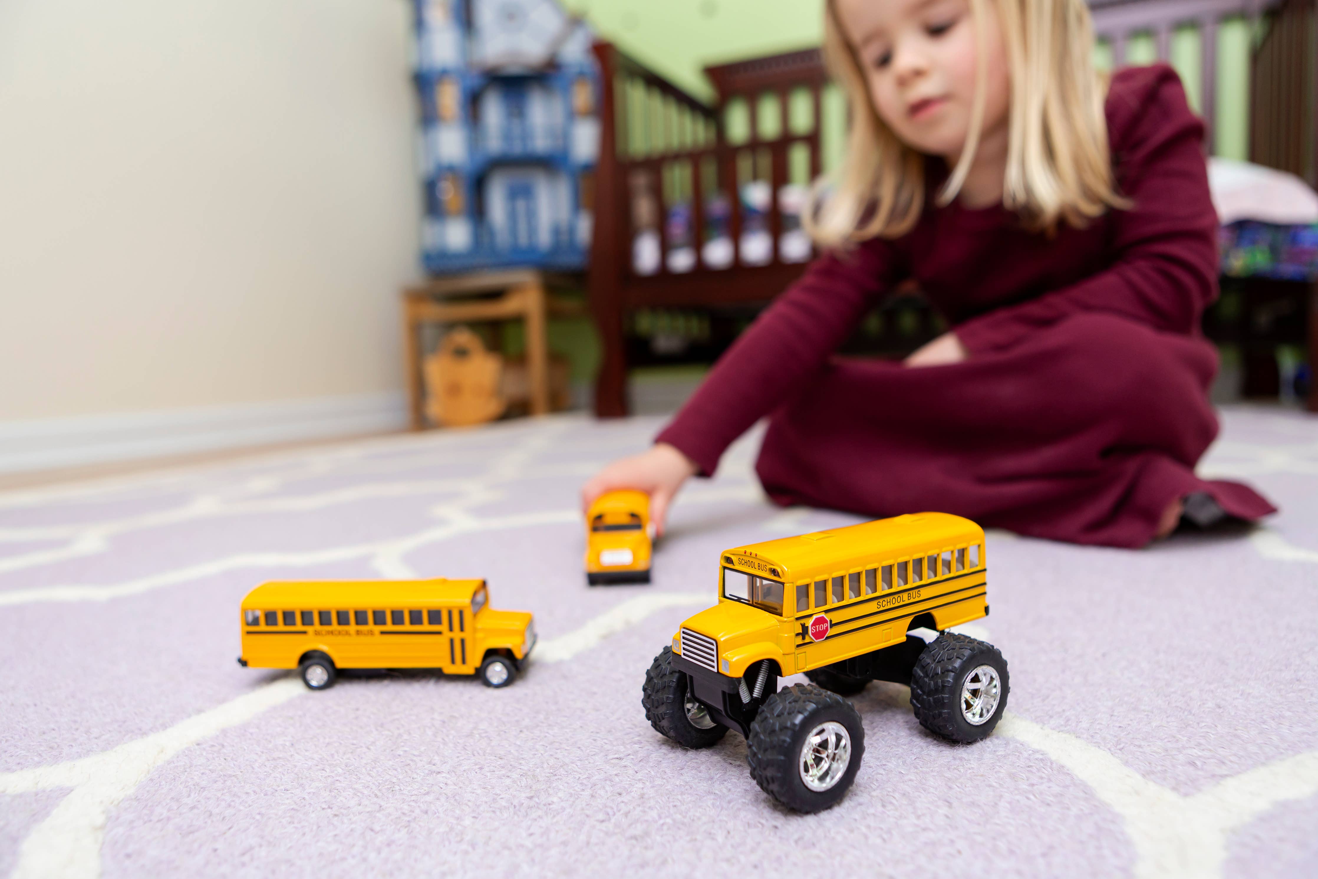 Toysmith - Pull Back Monster School Bus