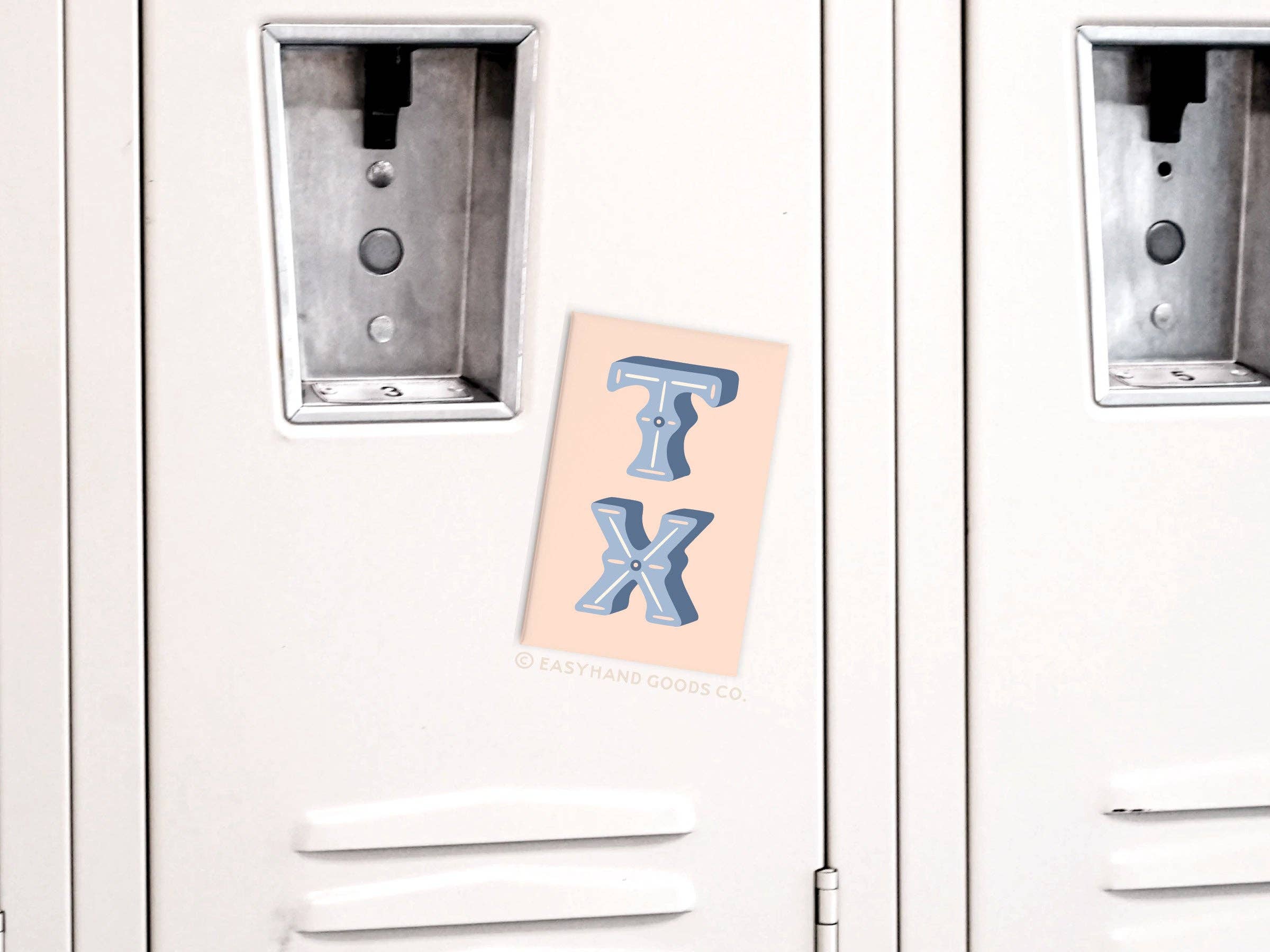 TX refrigerator magnet shown at angle
