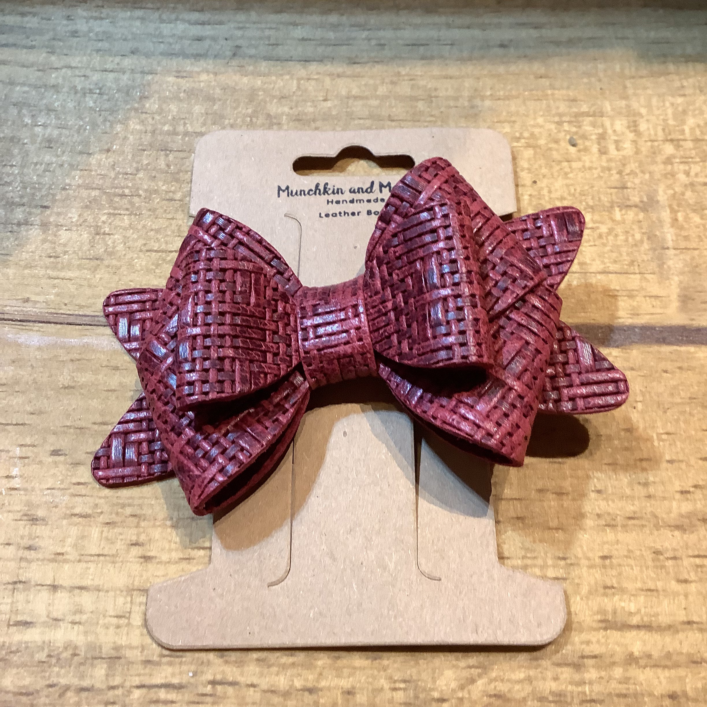 Munchkin and Monkey - Leather Bow Clips