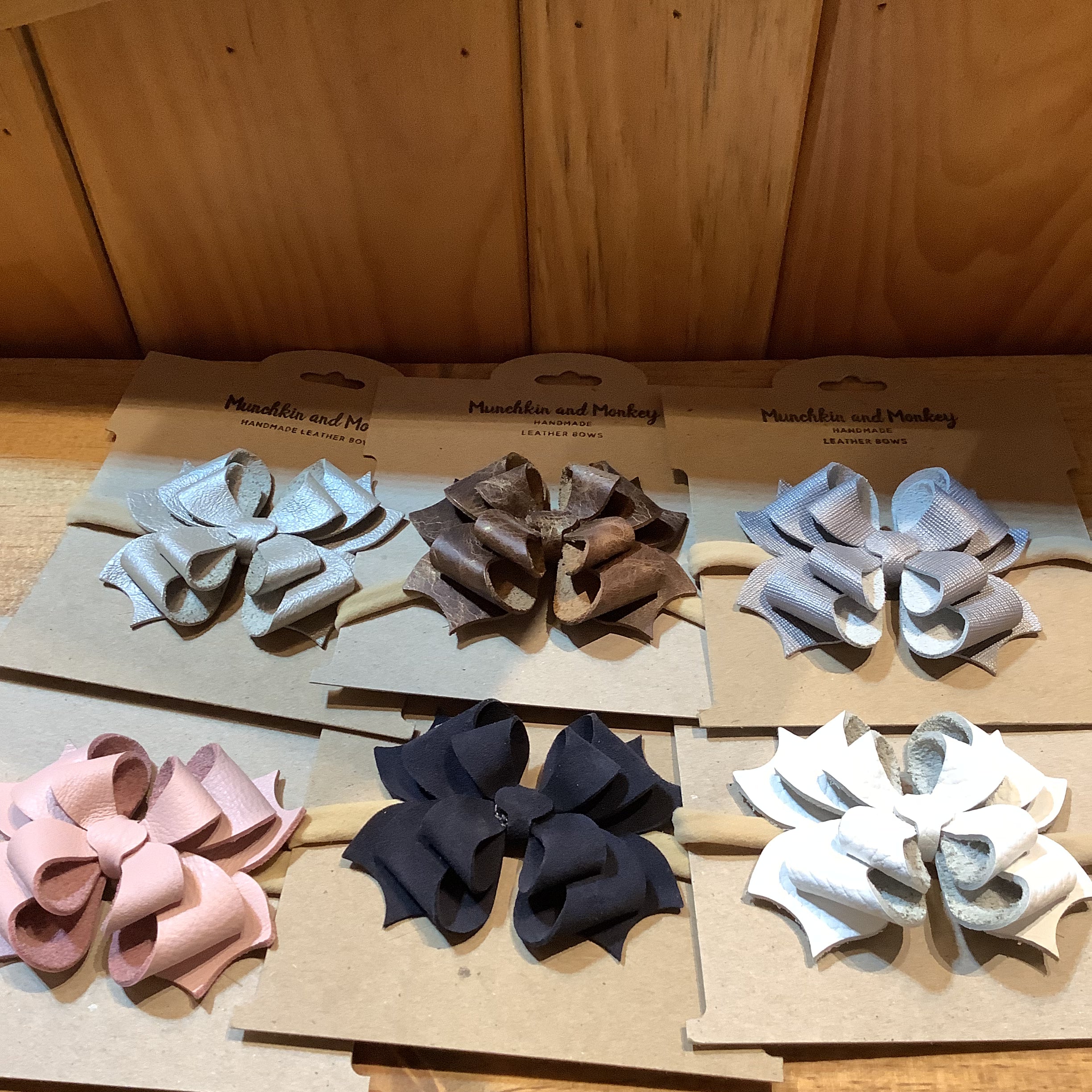 Munchkin and Monkey - Leather Bow Clips