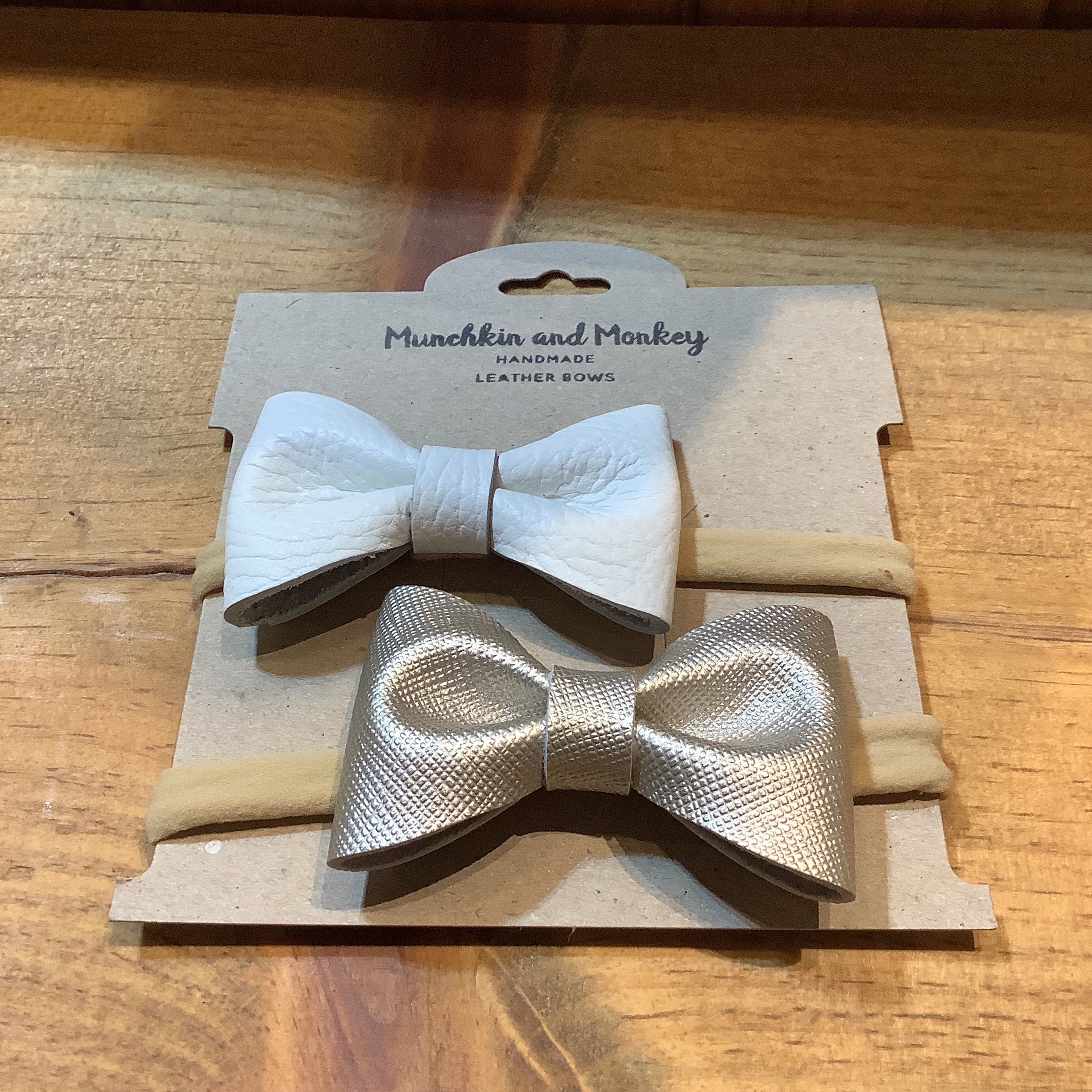 Munchkin and Monkey - Leather Bow Clips