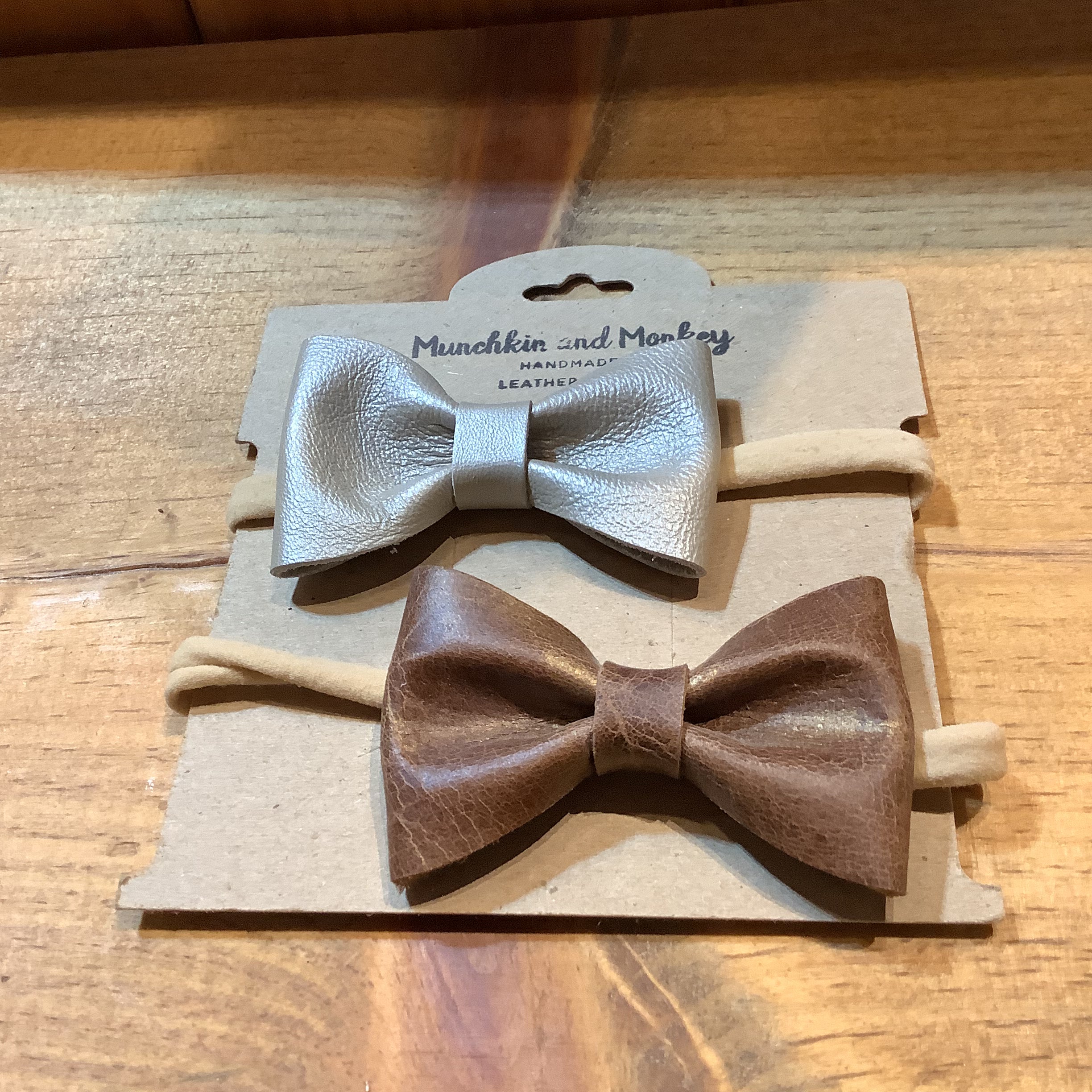 Munchkin and Monkey - Leather Bow Clips