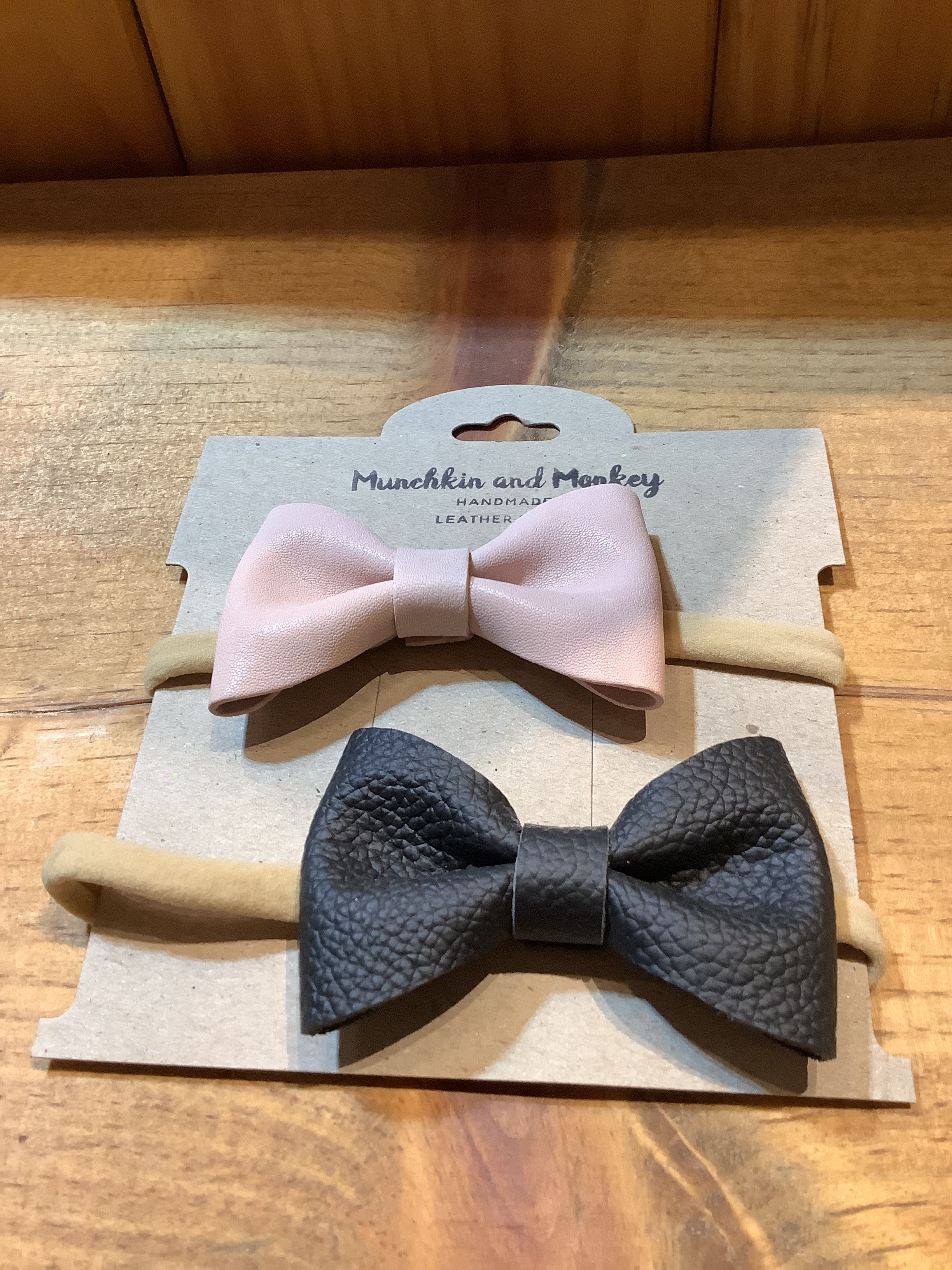 Munchkin and Monkey - Leather Bow Clips