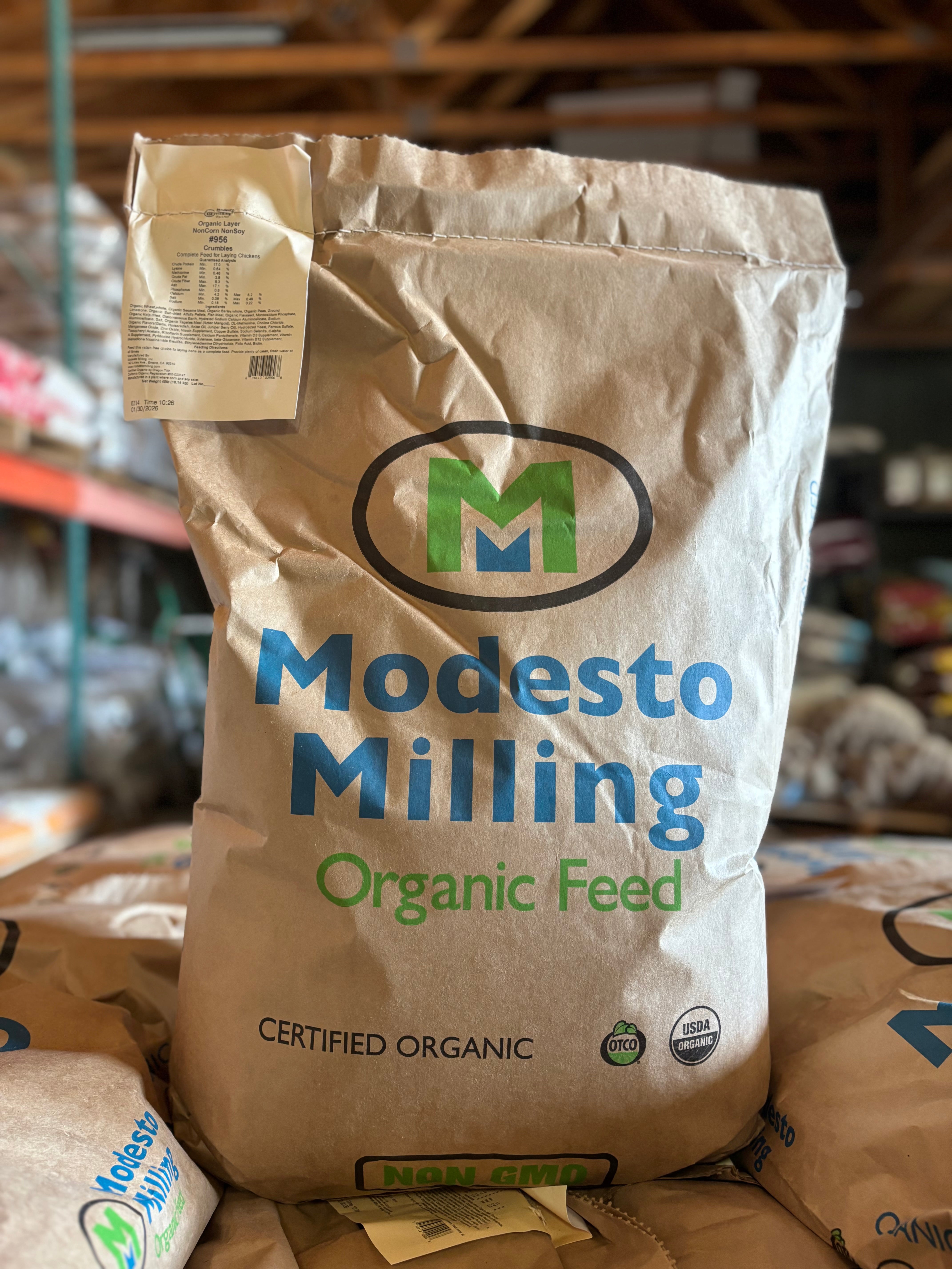 Modesto Certified Organic Layer Crumble Non-Corn/Soy 40 lb bag