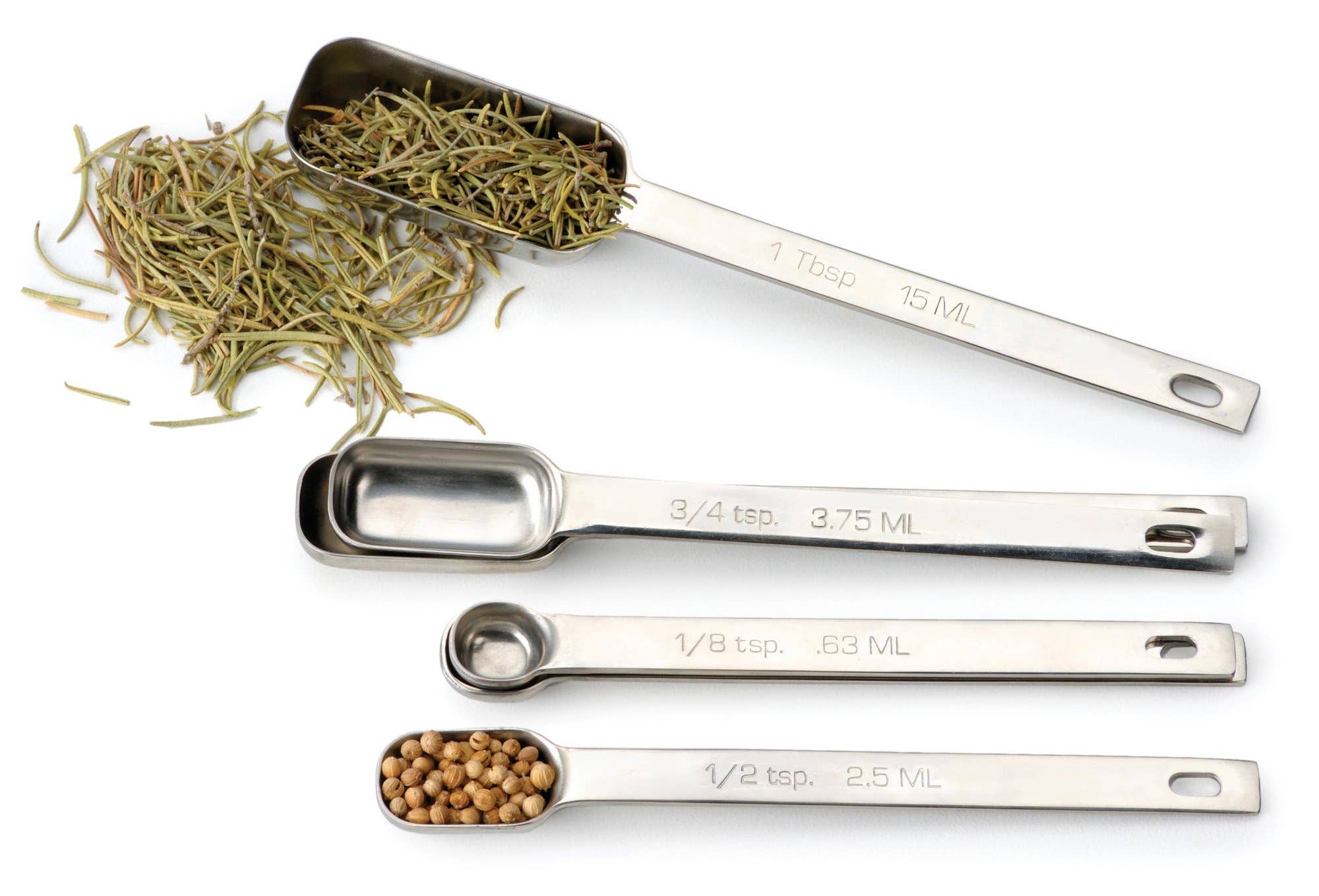 Spice measuring spoon set with narrow spoon design