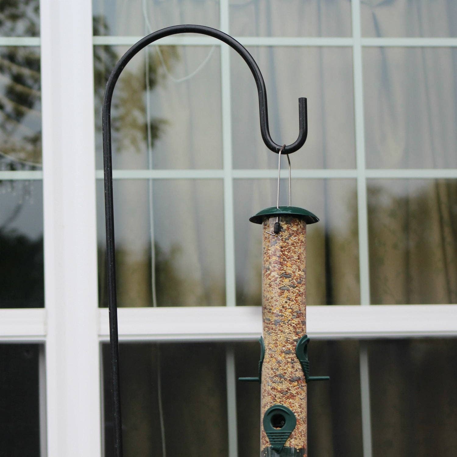 Ashman Bird Feeder, Metal Top and Bottom, Spacious Design, Attractive & Long Lasting
