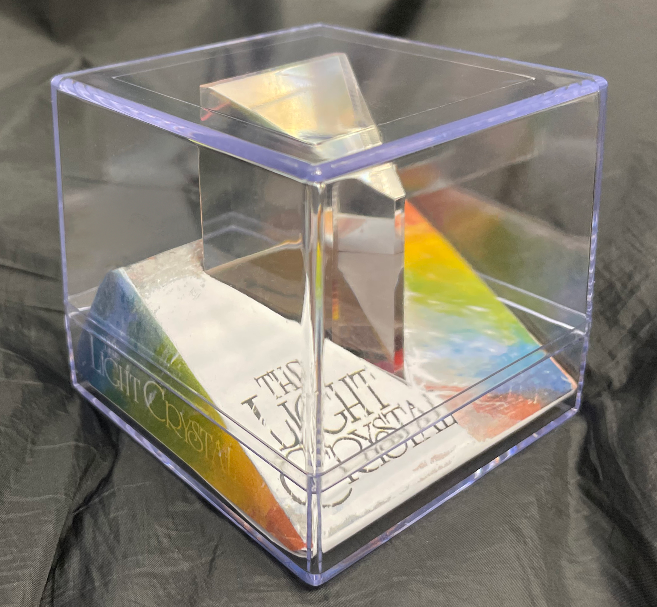 Light Crystal Prism 2.5"