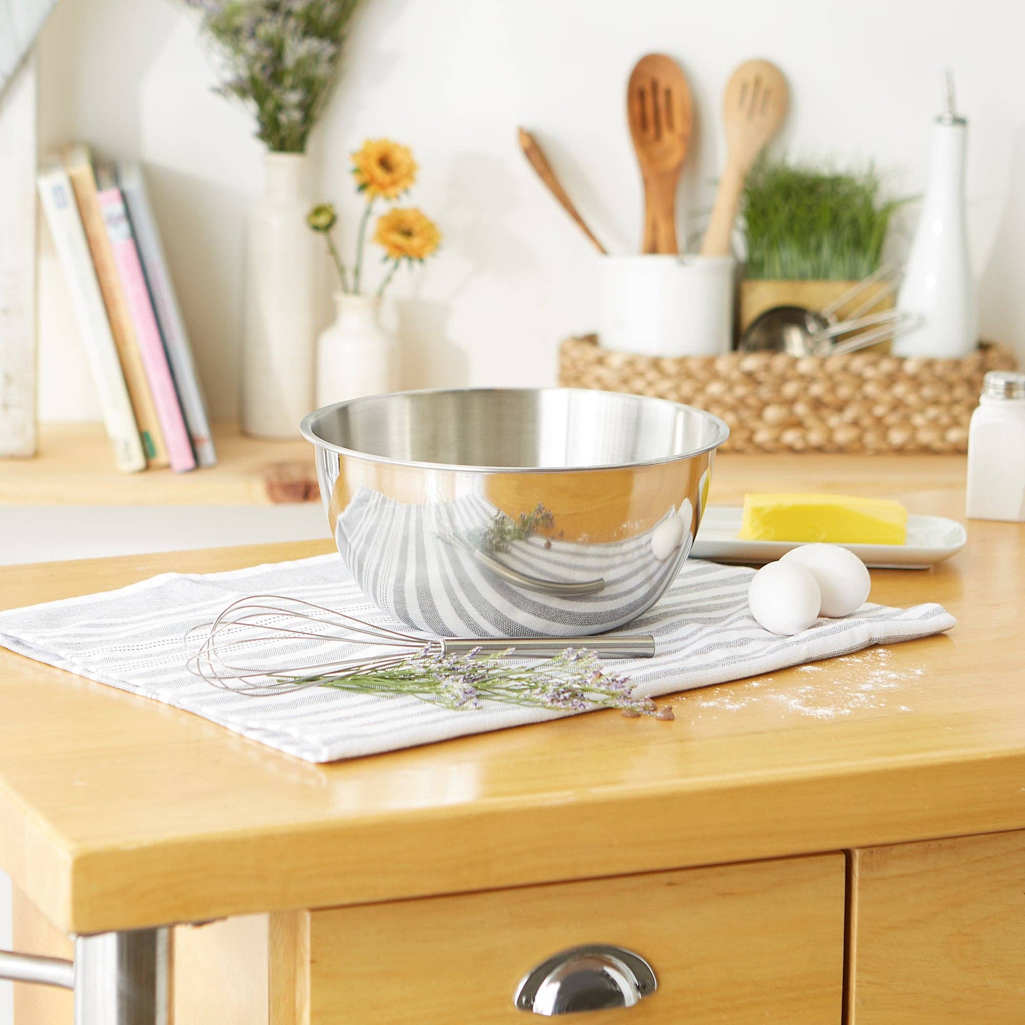 4 Qt Mixing Bowl - Stainless Steel