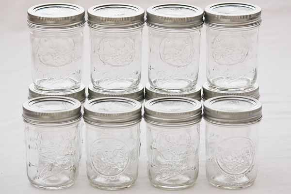 Ball - 12Pack Regular Mouth Half Pint Jars